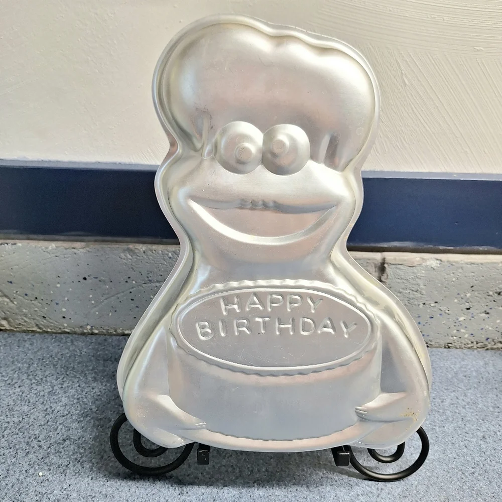 Wilton Sesame Street's Cookie Monster Birthday Cake Mold 1882 #502-3738